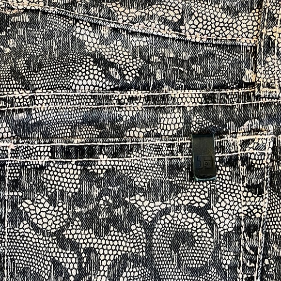JOE’S JEANS Chantilly Lace Floral Patterned Stretchy Skinny Jean- W 26 - Picture 3 of 14